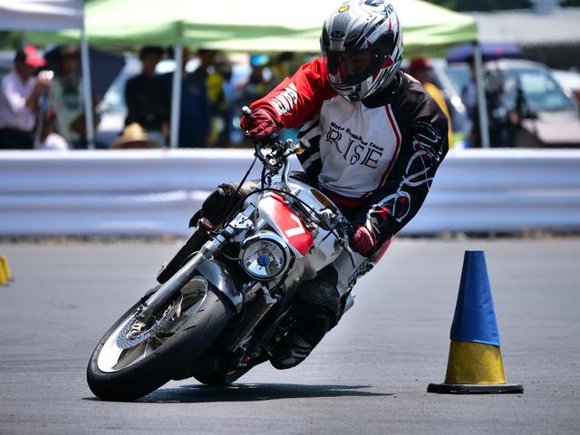 画像: A級5位・小川直人選手&NSR250R