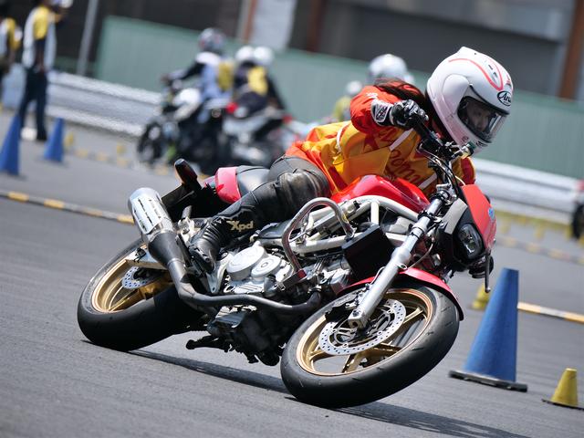 画像: NL級1位 吉竹智美&VTR250 1分55秒060