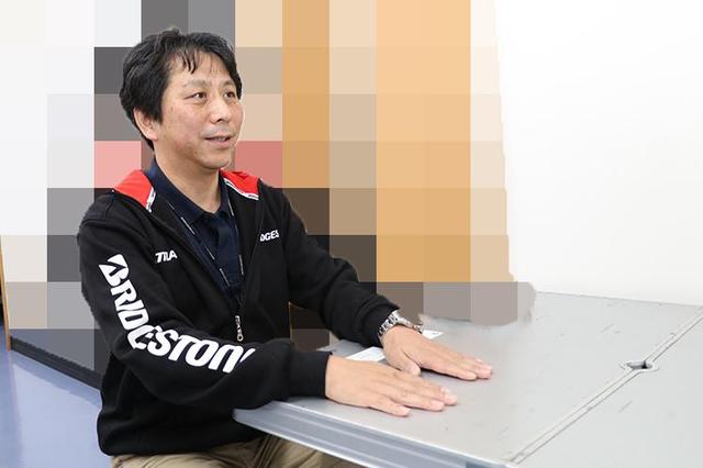 画像: 質問に答える長原さん。なお、一番好きなテストを聞いたところ「ハンドリングの評価とか、あんまり速度を出さないテストが好き」とのこと。(※写真は一部加工しております)