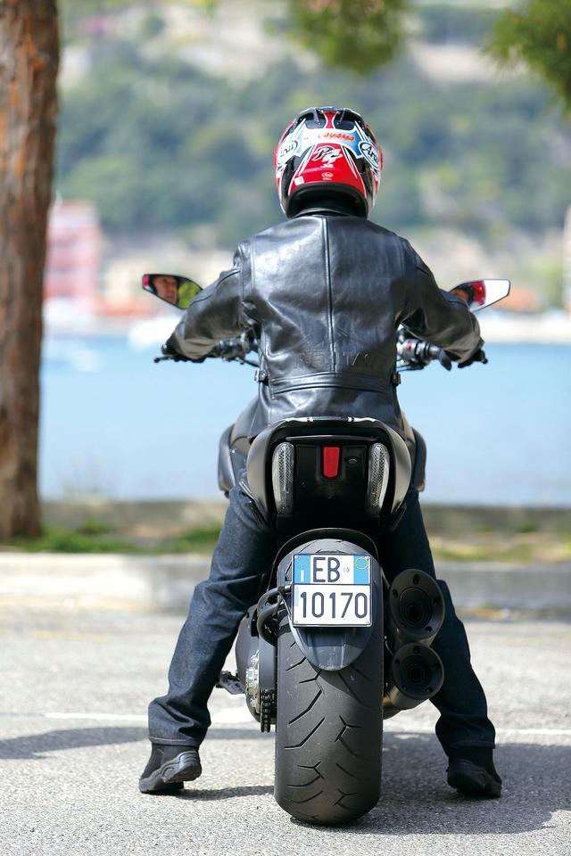 画像2: RIDING POSITION 身長:161㎝ 体重:48㎏