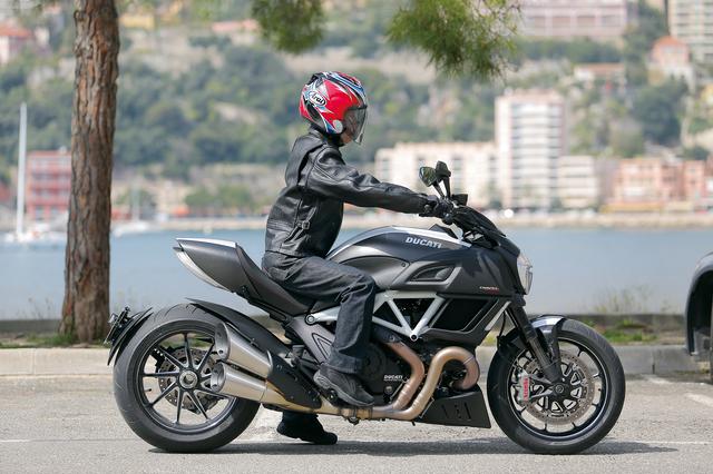 画像1: RIDING POSITION 身長:161㎝ 体重:48㎏