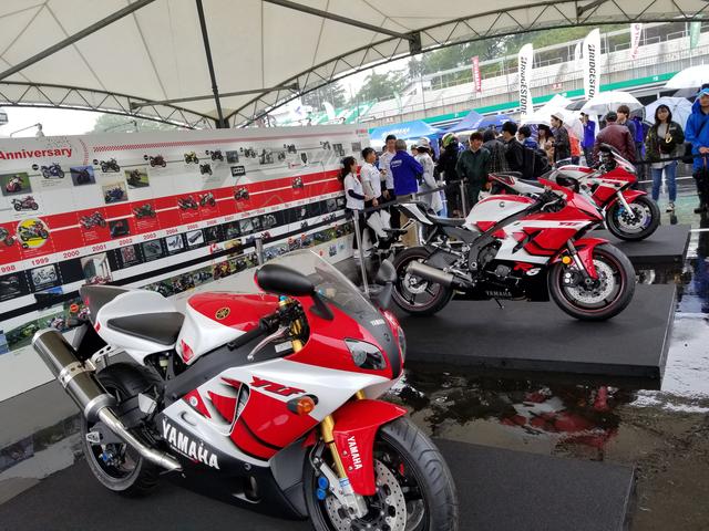画像3: 2ヶ所目は… 「YZF-R6 20周年記念限定モデル」