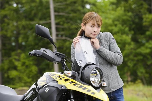 画像1: ツーリングを快適にする装備がノーマル状態でGSX250Rよりいろいろ備わっているのです!