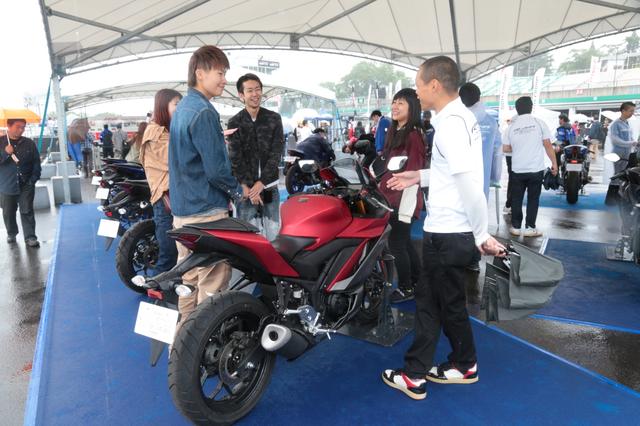 画像: 私が先日、「MAX ZONE mini」で最高速チャレンジしたYZF-R3もあったよ!