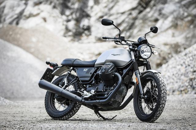 画像: ●空冷4ストOHV2バルブV型2気筒 ●744㏄ ●52PS/6200rpm ●6.12㎏-m/4900rpm ●213㎏ ●770㎜ ●21L ●100/90-18・130/80-17 価格:115万5600円