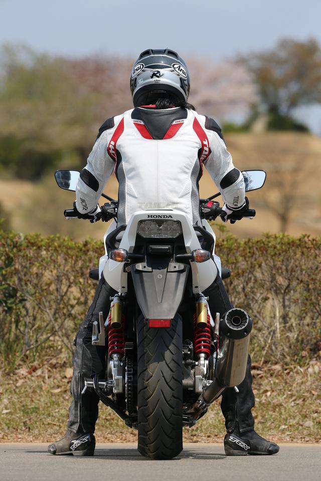画像4: RIDING POSITION ●身長:176㎝ ●体重:68㎏
