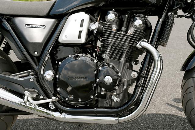画像3: 往年のビッグバイクの感触を思わせる仕上がり
