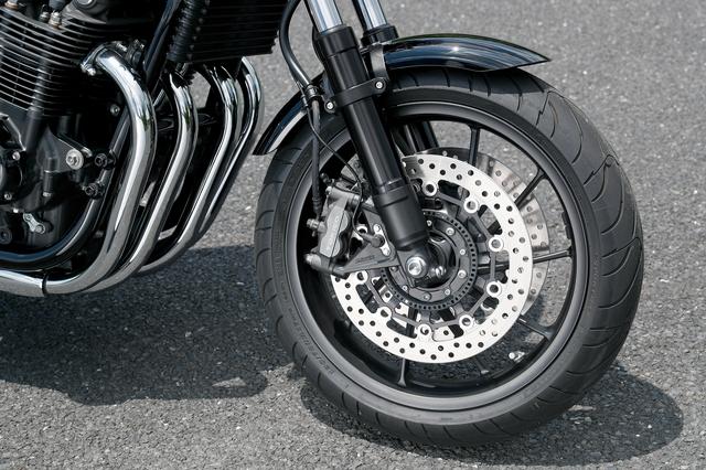 画像1: 往年のビッグバイクの感触を思わせる仕上がり