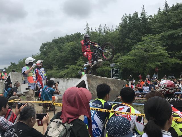 画像1: 6月22日の全日本ロードレースに引き続き、翌23日はツインリンクもてぎの全日本トライアルへ!