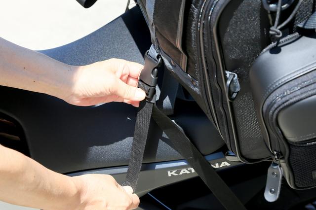 画像2: というわけで、いまもっともホットな新型車にも装着してみました。