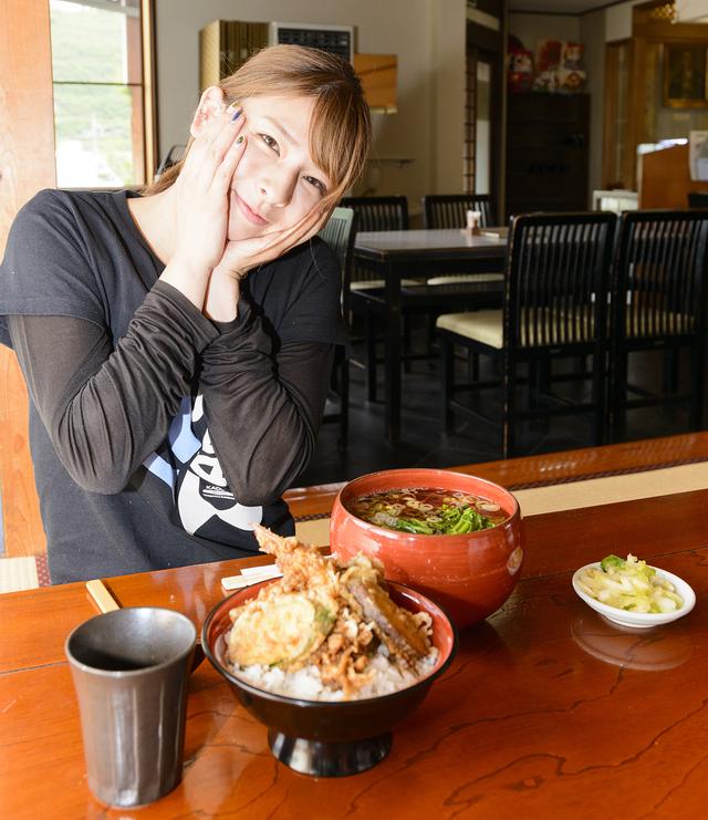 画像2: お昼ごはんでエネルギーチャージ!