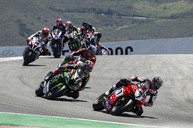 画像: レース2では#7デイビスが今シーズン初優勝! もう1台のV4Rもなかなか仕上がって来た!