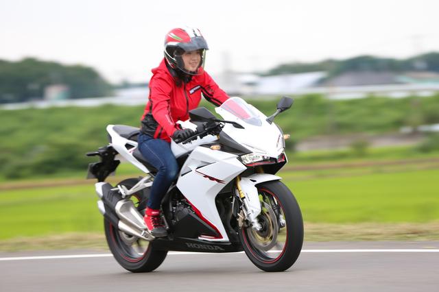 画像9: そんな、CBR250RRで今回向かった先は「道の駅 まくらがの里こが」