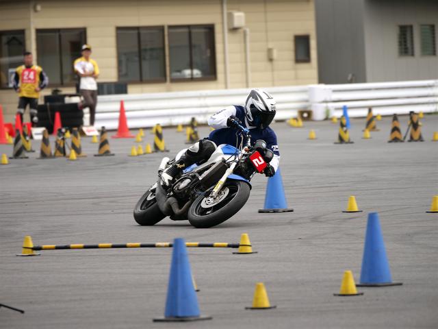 画像: A級1位・池田秀一選手&NSR250R
