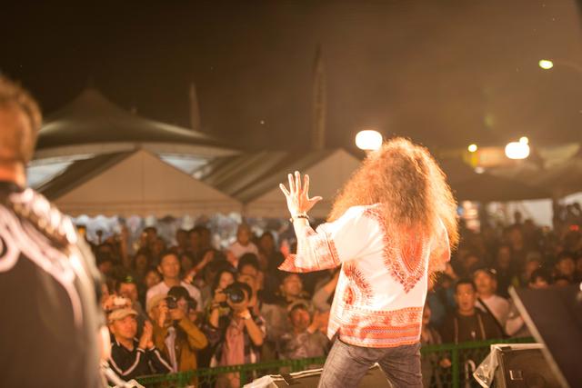 画像: ライブパフォーマンスなどステージイベントも多彩です。