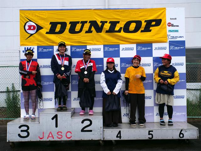 画像: 1位・伊藤華子(C1)、2位・山田 翼(C2)、3位・木津屋香織(C1)、4位・本間君枝(C1)、5位・稲田裕子(C2)、6位・中嶋ちはる(C1)