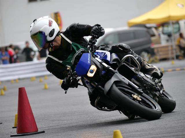 画像2: 各クラスのライダー&マシンの力走を!