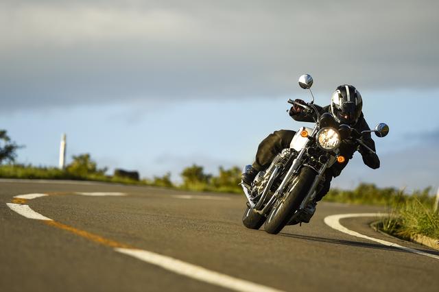 画像2: ホンダ CB1100EX(2015)「クラシックなCBで霊山から眺めた景色」【カメラマン 柴田直行/俺の写真で振り返る平成の名車】第2回