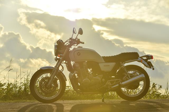画像7: ホンダ CB1100EX(2015)「クラシックなCBで霊山から眺めた景色」【カメラマン 柴田直行/俺の写真で振り返る平成の名車】第2回