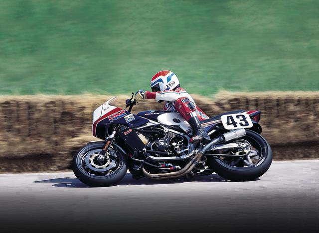 画像: ホンダ VF750F(1983年) 写真:Honda Motor Europe