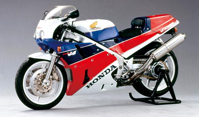 画像: ホンダ VFR750R(1987年)