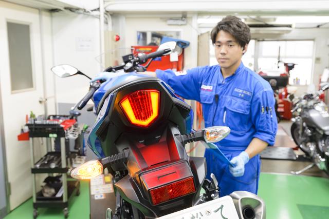 画像: 〈点検項目〉灯火装置、警音器の作動状態