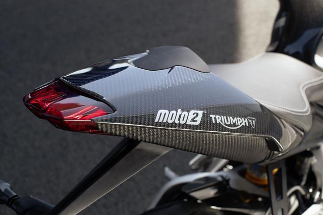画像: •Moto2™開発プロジェクトのベースとなったシャシー •スーパースポーツ選手権での勝利をもたらしたシャシーセットアップ •Daytona史上最もダイナミックで俊敏、かつ精密なハンドリング •焦点を絞ったシングルシートセットアップ