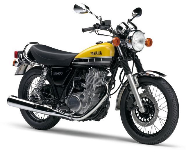 画像: SR400はXSR900と同様、タンクを「USインターカラー」とした記念モデル。このほかにもスクーターのマジェスティSなどにも60周年記念カラーが限定で用意され、特別な1年を祝った。