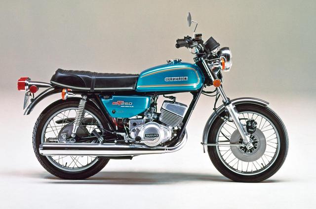 画像: 1976年型では32psと3.25㎏-mにパワーアップしている。