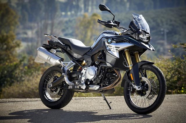 画像: BMW F 850 GSもスマートキーシステムを採用。