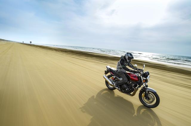 画像7: 能登路をゆっくりと。大型バイクにはない魅力がある
