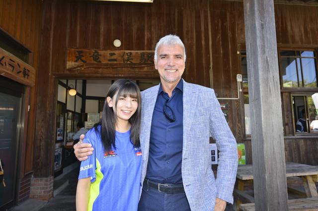 画像: フラスコーリさん、かっこいいし、大きい!