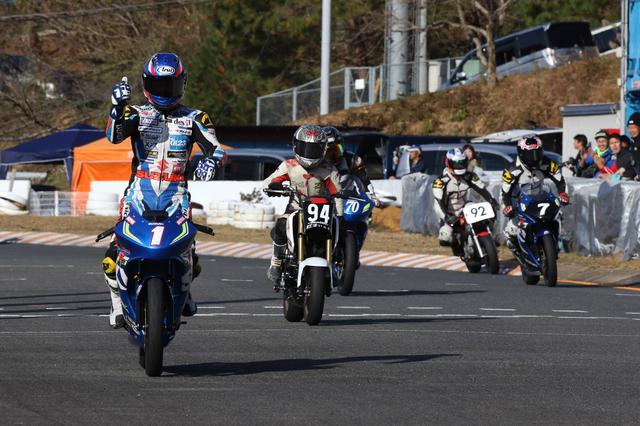 画像2: 世界耐久チャンピオンとミニバイクレースを楽しもう!