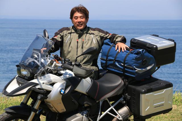 画像: 愛車のBMW R1200GSにフルパッキングして参加した松本先輩。
