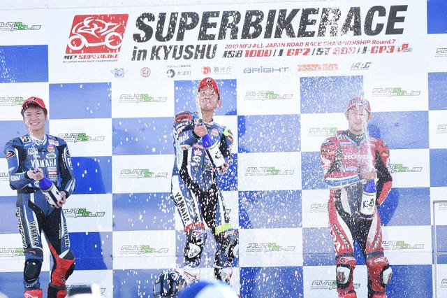 画像: 見慣れたトップ3 ここに水野が僅差で続く、いまの全日本ロードレース