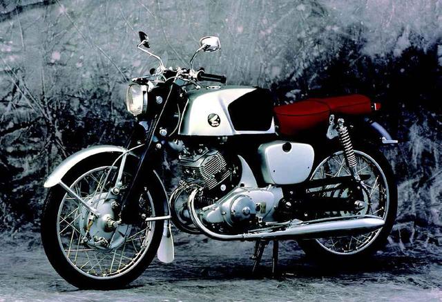 画像: ●空冷4ストOHC2バルブ並列2気筒●124.67cc●15PS/10500rpm●1.06kg-m/9000rpm●110kg●2.50-18・2.50-18●15万5000円