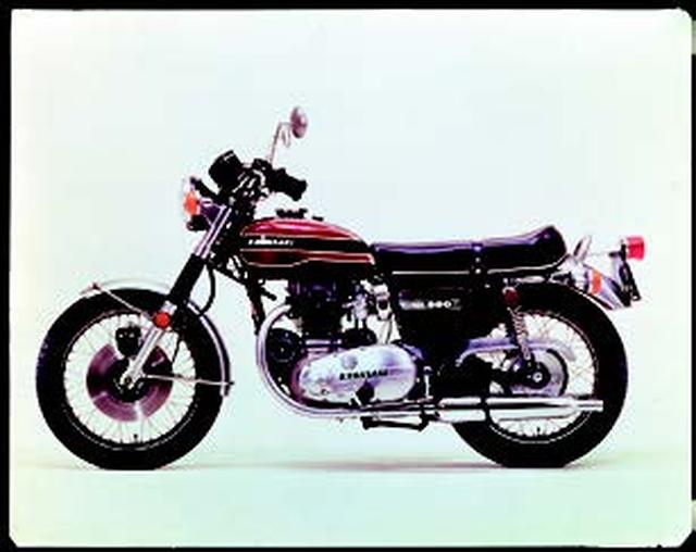 画像: ●空冷4ストOHV2バルブ並列2気筒●624cc●53PS/7000rpm●5.7kg-m/5500rpm●215kg●3.25-19・4.00-18●41万5000円