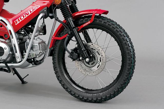 画像2: 質実剛健なスタイリングにC125譲りの新世代空冷エンジン!