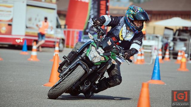 画像6: お揃いの「TEAM JAPAN」ユニフォームを着て…