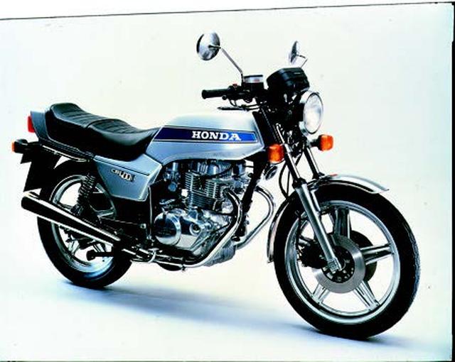 画像: ●空冷4ストOHC3バルブ並列2気筒●395cc●40PS/9500rpm●3.2kg-m/8000rpm●171kg●3.60-19・4.10-18●34万9000円