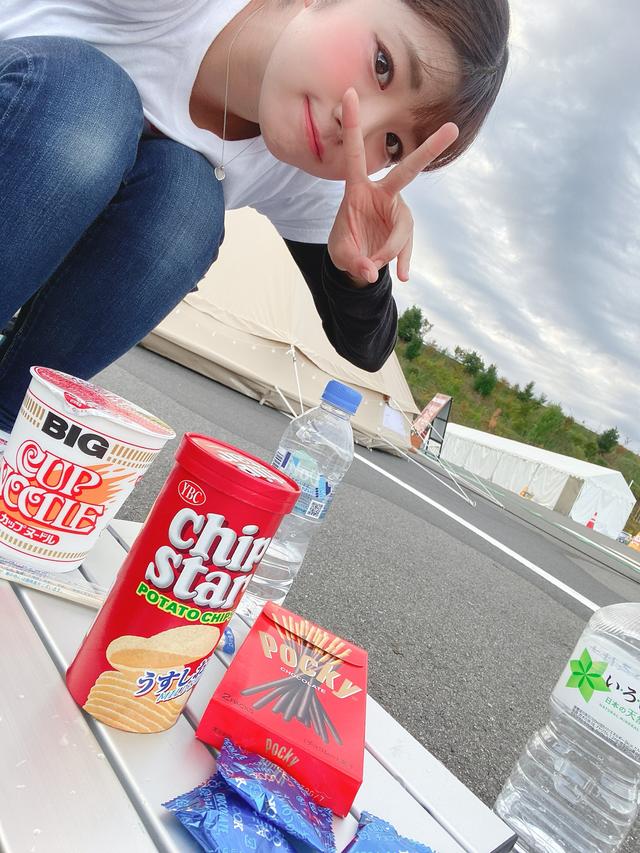 画像13: サーキットにお泊まり。