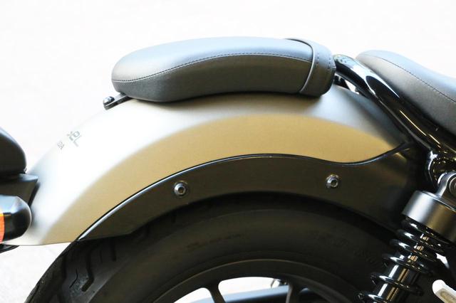 画像1: ホンダ「レブル250」に荷物をどう積むか? ノーマル状態での積載がちょっと難しいレブルに、ちょこっとカスタムでパッキングする方法