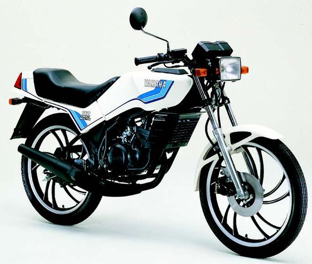 画像: ●水冷2スト・ピストンリードバルブ単気筒●49cc●7.2PS/9000rpm●0.62kg-m/8000rpm●75kg●2.50-18・2.75-18●17万6000円