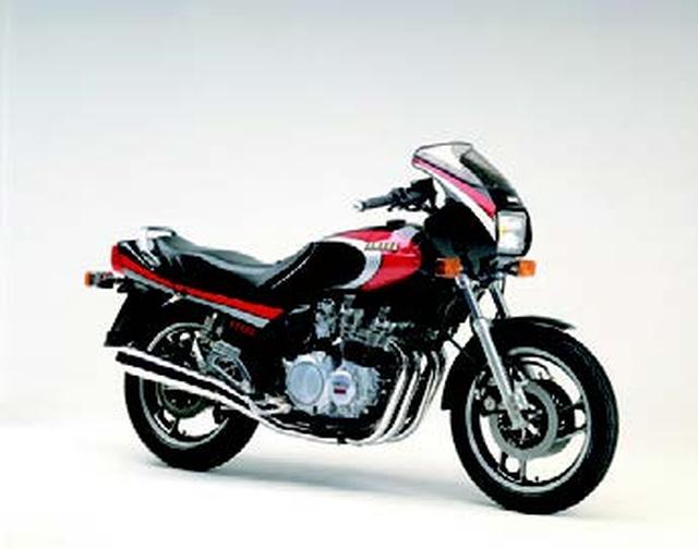 画像: ●空冷4ストDOHC2バルブ並列4気筒●853cc●97PS/9000rpm●8.2kg-m/7500rpm●218kg●100/90-18・120/90-18●輸出車