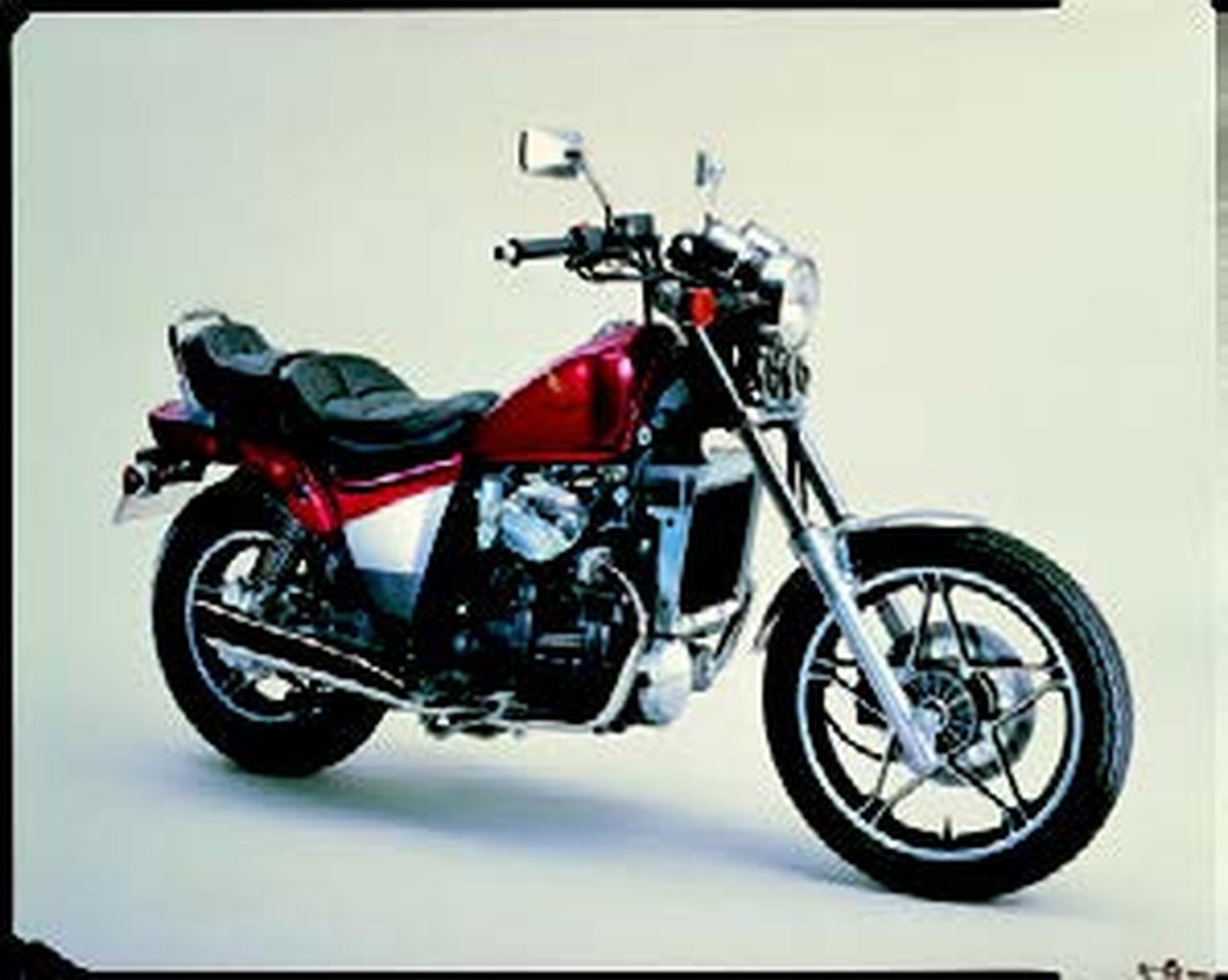 専用ページ ホンダ CXカスタム 1983 年 3月 - 日本バイク100年史アルバムの続きを