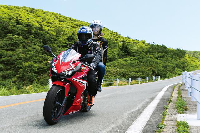 画像1: 刺激的なデザインながらツーリングも得意分野