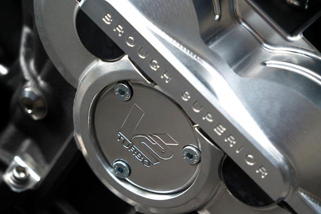 画像2: 写真:Aston Martin(Facebook)