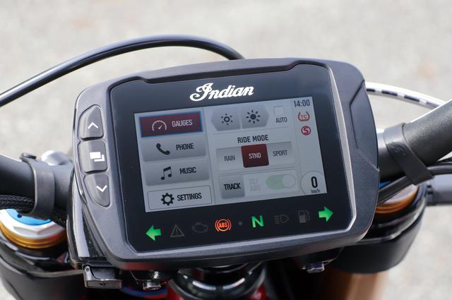画像4: インディアン「FTR1200S レースレプリカ」/フラットトラックレーサーのDNAを注ぎ込まれた最強トラッカーが上陸!#試乗インプレ2019