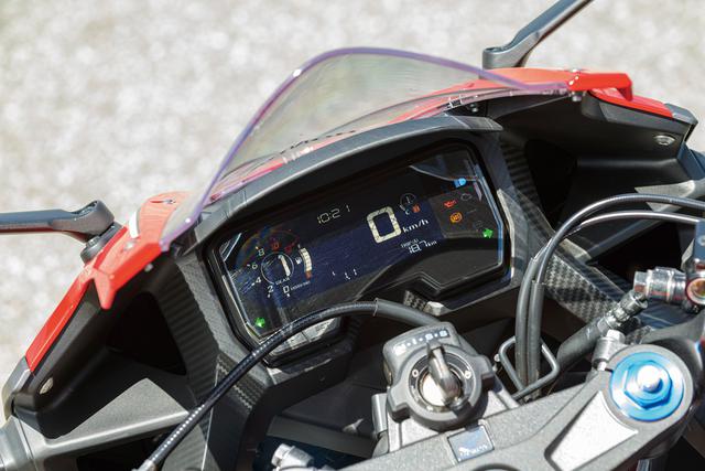 画像3: バイクからライダーへのインフォメーションに優れ、乗りこなす喜びを縦横無尽に堪能できます!