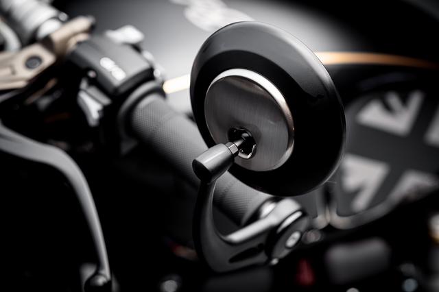 画像11: トライアンフ新型「BOBBER TFC」